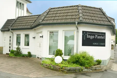 Bestattungshaus Pantel, Nottebohmweg 10